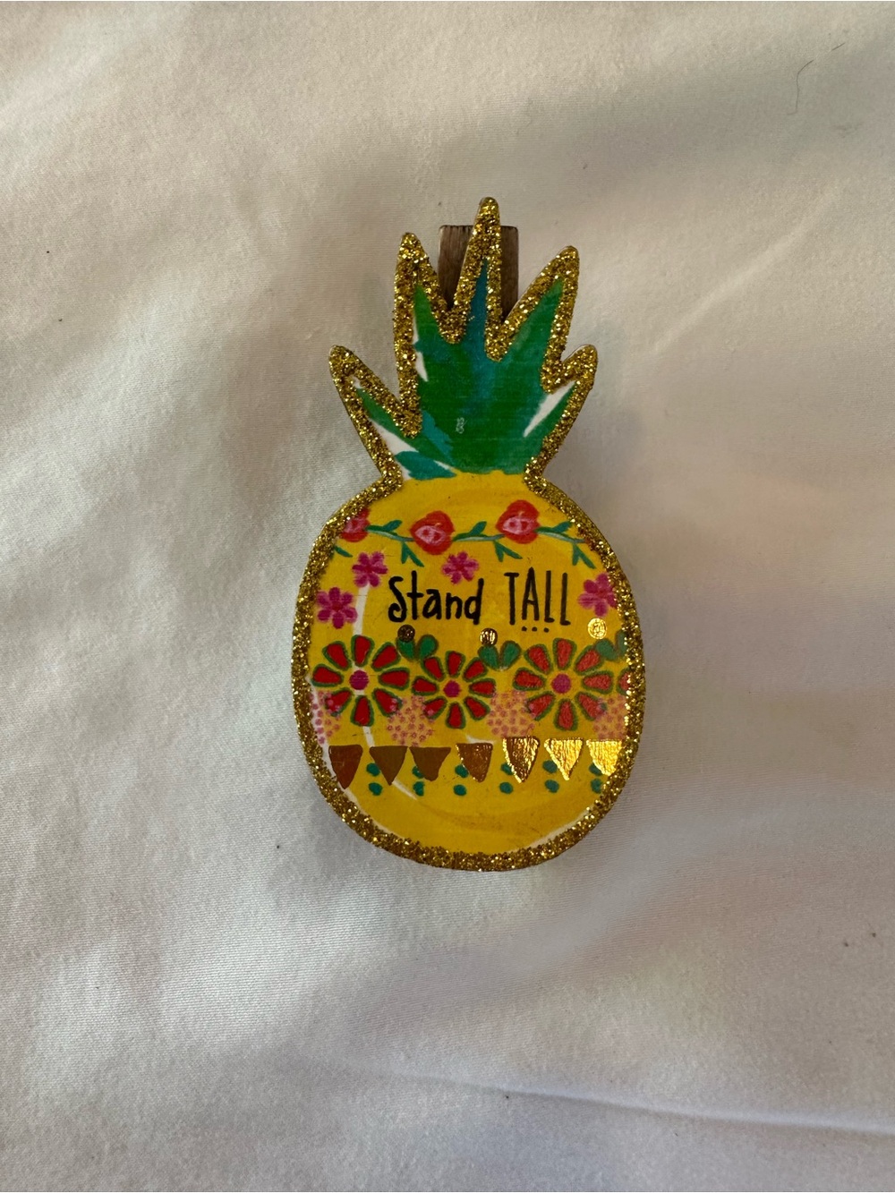 NATURAL LIFE Yellow & Green Pineapple Clip with Gold Glitter Trim